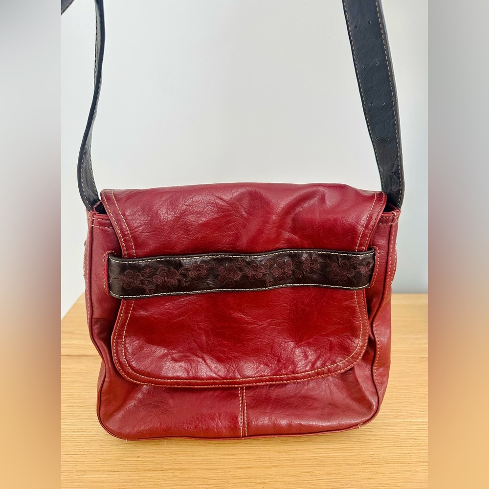 Boho/hippie red messenger bag